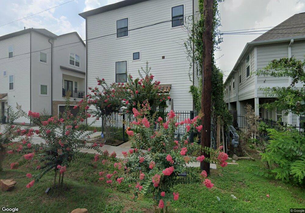 868 Wakefield Dr unit C, Houston, TX 77018 - photo 1