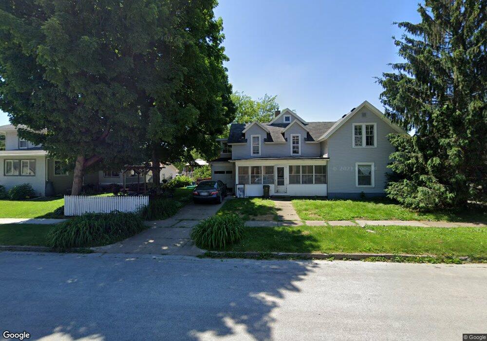 220 W 9th St, Cedar Falls, IA 50613 - photo 1