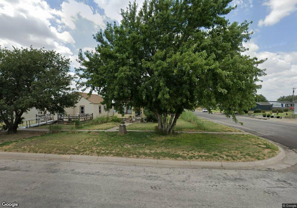 537 N Main St, Wakeeney, KS 67672 - photo 1