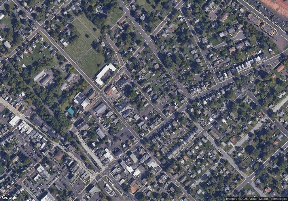 28 N 3rd St, Souderton, PA 18964 - photo 1