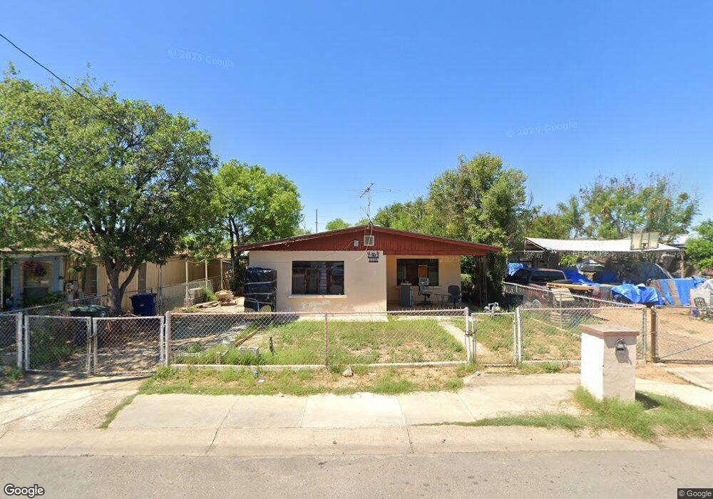 2008 Monterrey Ave, Laredo, TX 78040 - photo 1