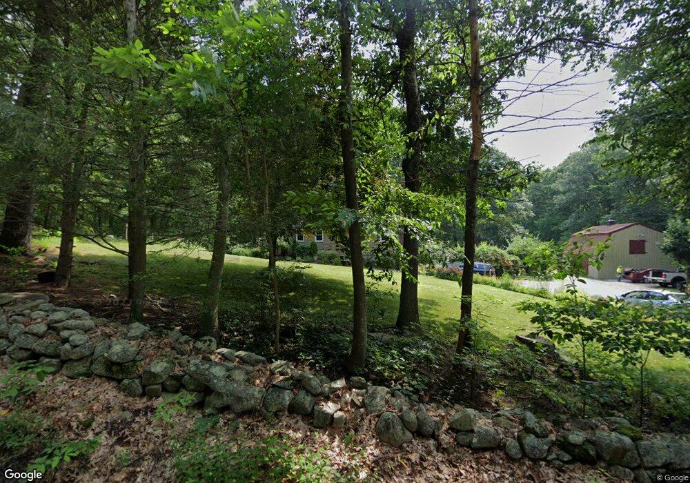 17 Elm St, Douglas, MA 01516 - photo 1