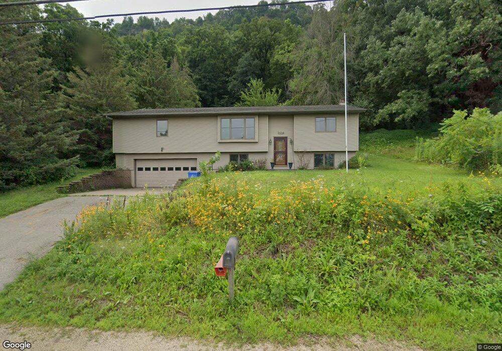 249 E Lake Blvd, Winona, MN 55987 - photo 1