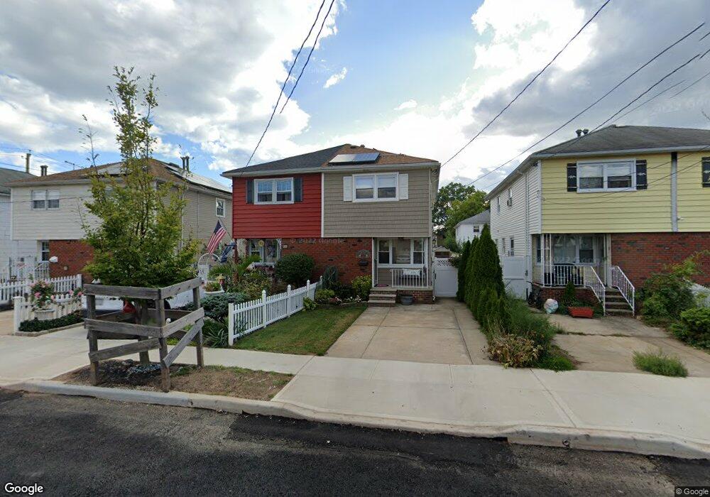 36 Xenia St, Staten Island, NY 10305 - photo 1