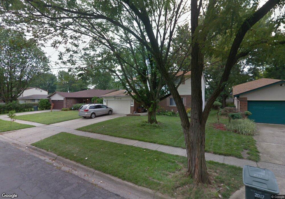 2025 Brittany Rd, Columbus, OH 43229 - photo 1