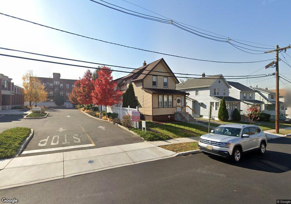 552 3rd Ave, Lyndhurst, NJ 07071 - photo 1