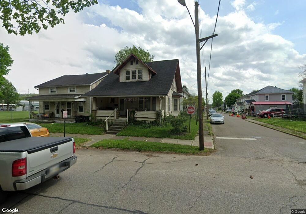 1211 Chestnut St, Coshocton, OH 43812 - photo 1