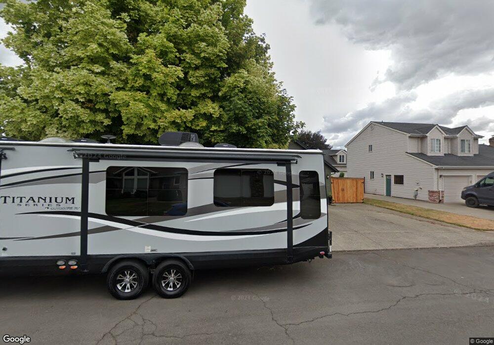 1530 NE Laurelwood Cir, Canby, OR 97013 - photo 1