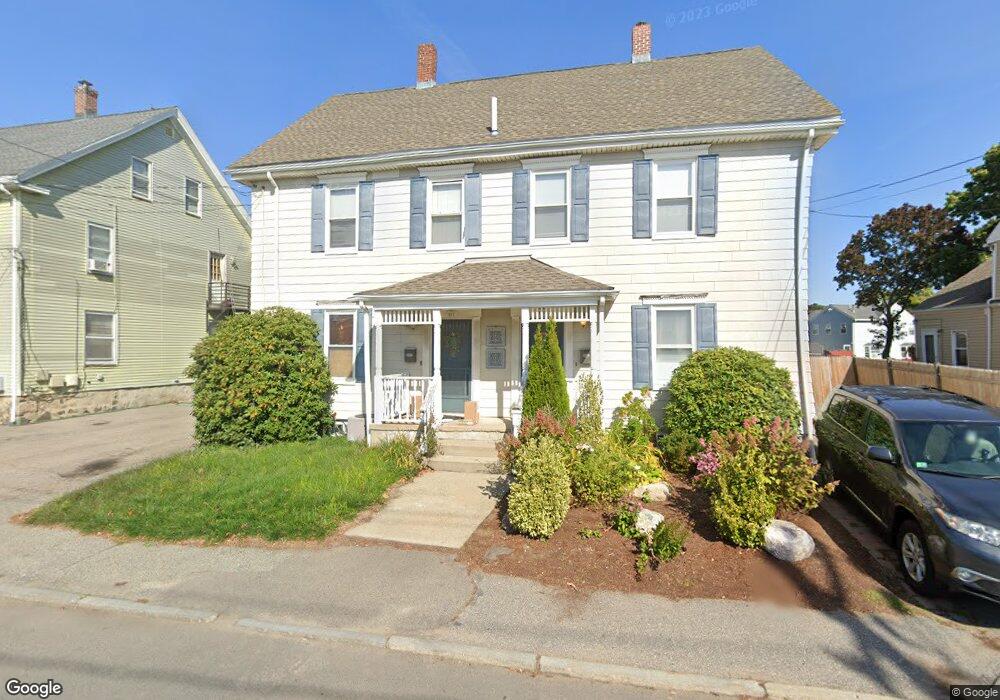 135 Grove St unit B, Waltham, MA 02453 - photo 1