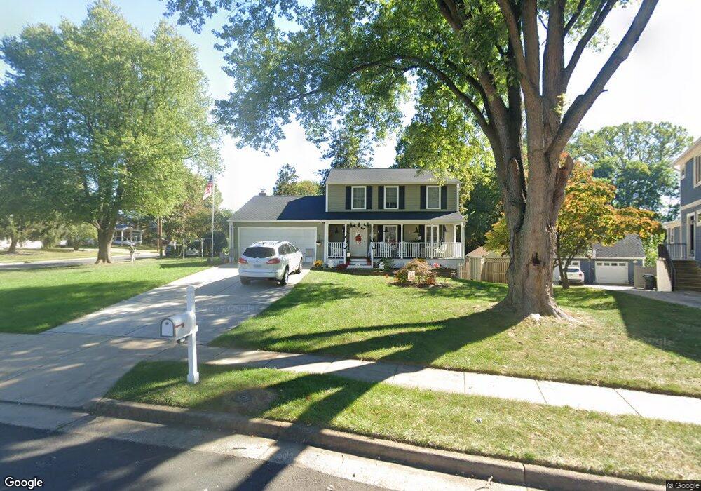 8601 Antioch Cir, Vienna, VA 22180 - photo 1