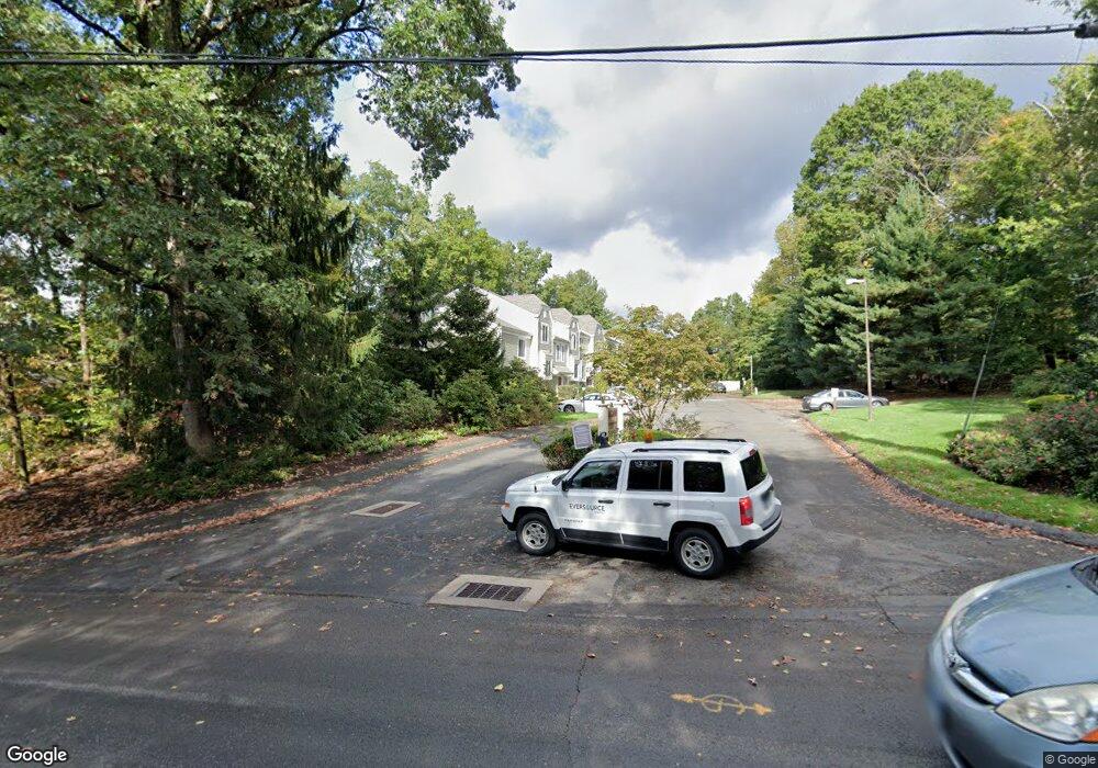 71 Aiken St unit R2, Norwalk, CT 06851 - photo 1