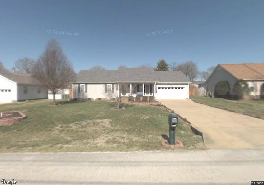2006 Windsor Dr, Columbia, TN 38401 - photo 1