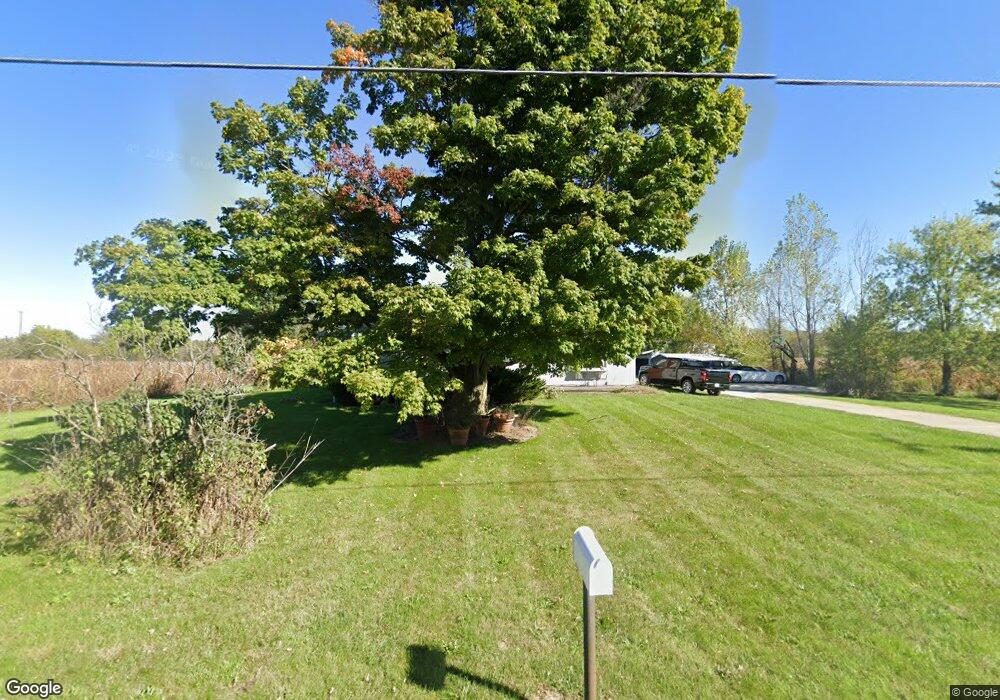 4021 Mcclain Rd, Lima, OH 45806 - photo 1