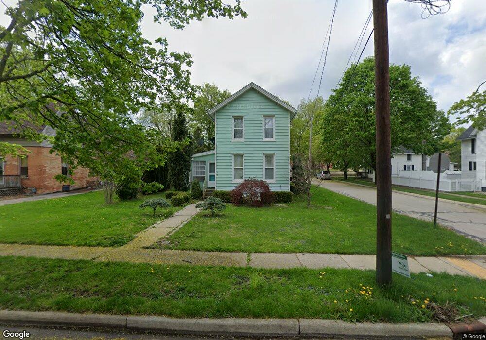 207 N Mckenzie St, Adrian, MI 49221 - photo 1