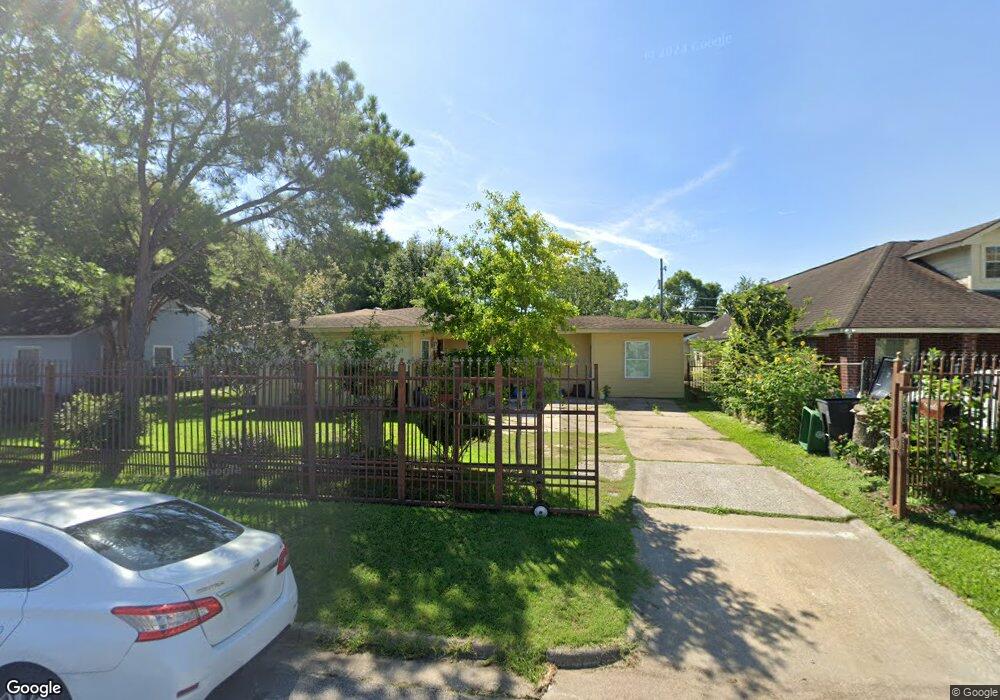 7356 Joplin St, Houston, TX 77087 - photo 1