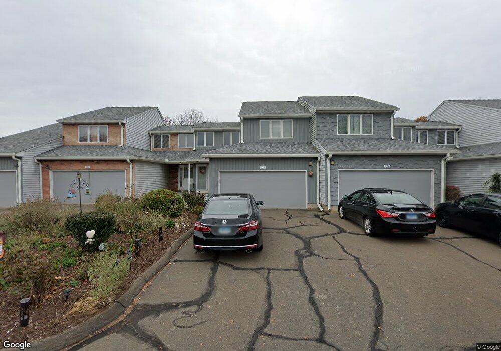 123 Ivy Ln, South Windsor, CT 06074 - photo 1