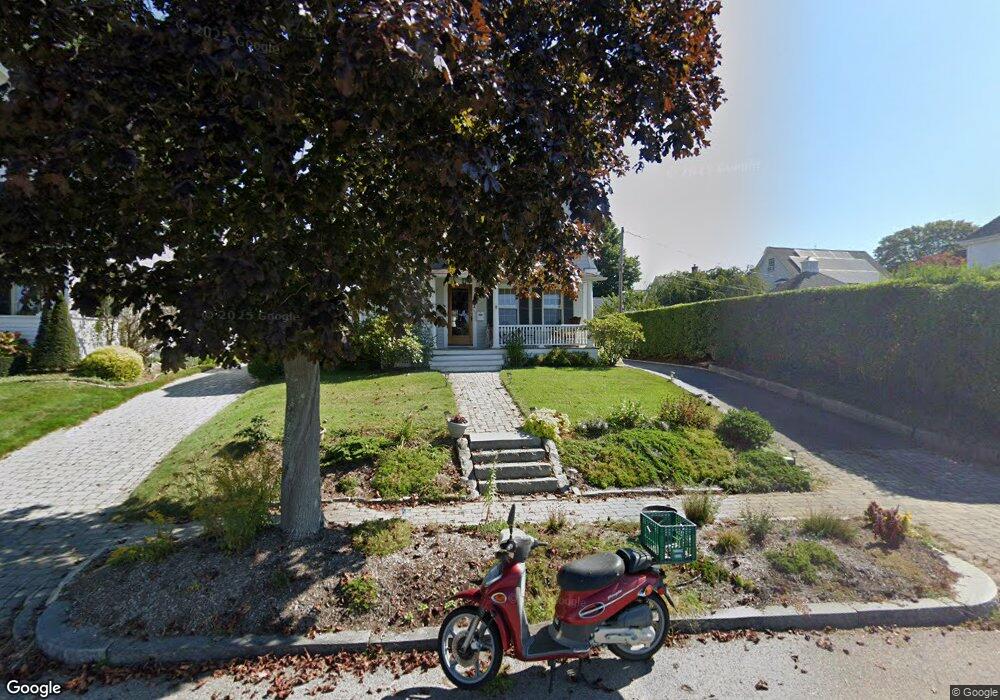 2 Bay St, Groton, CT 06378 - photo 1