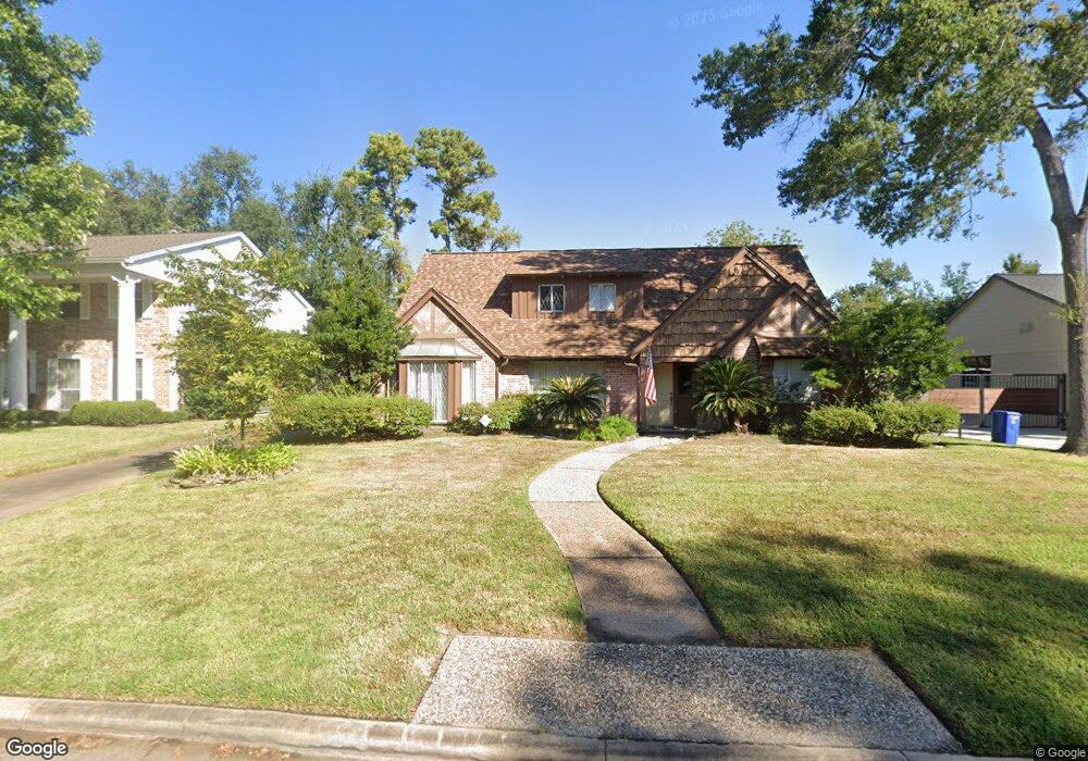 13310 Myrtlea Dr, Houston, TX 77079 - photo 1