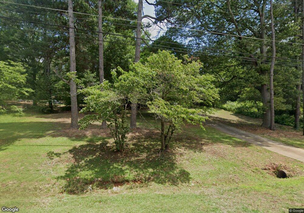 504 E Broad St, Winder, GA 30680 - photo 1