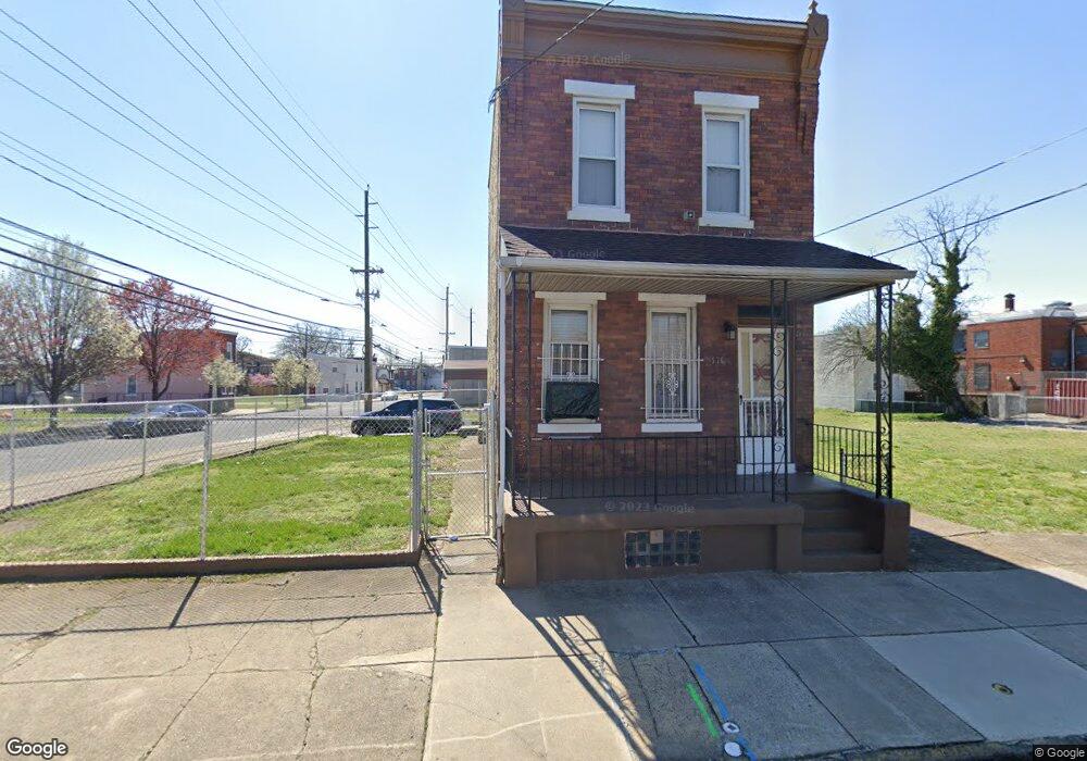 576 Walnut St, Camden, NJ 08103 - photo 1