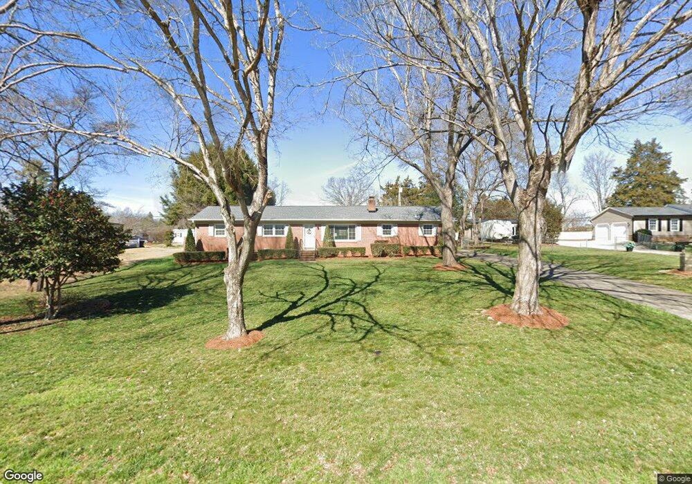 546 Forest Way Dr, Fort Mill, SC 29715 - photo 1