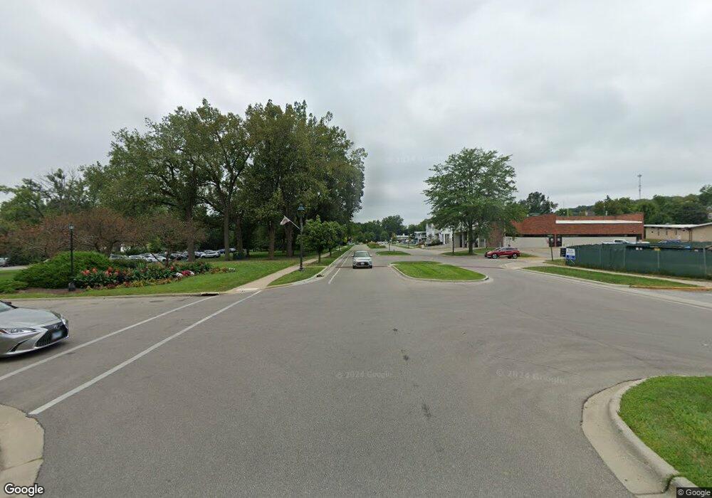 224 Fontana Blvd unit 7, Fontana-On-geneva Lake, WI 53125 - photo 1