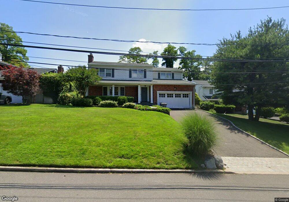 12 Capi Ln, Port Washington, NY 11050 - photo 1