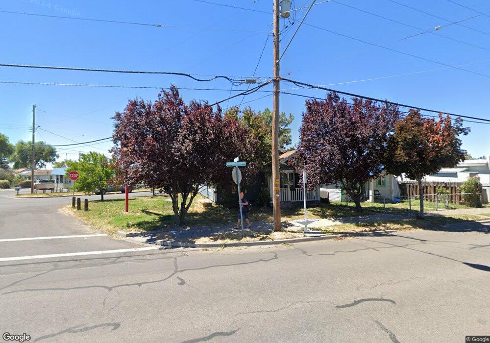 246 E Main St, Klamath Falls, OR 97601 - photo 1