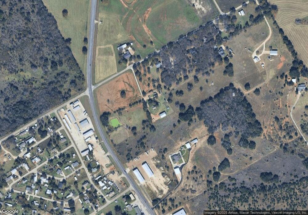 105 Tomlinson Rd, Granbury, TX 76049 - photo 1