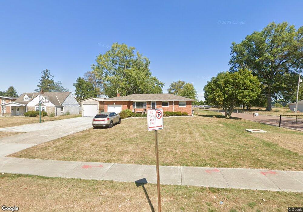 1604 Ferris Rd, Columbus, OH 43224 - photo 1