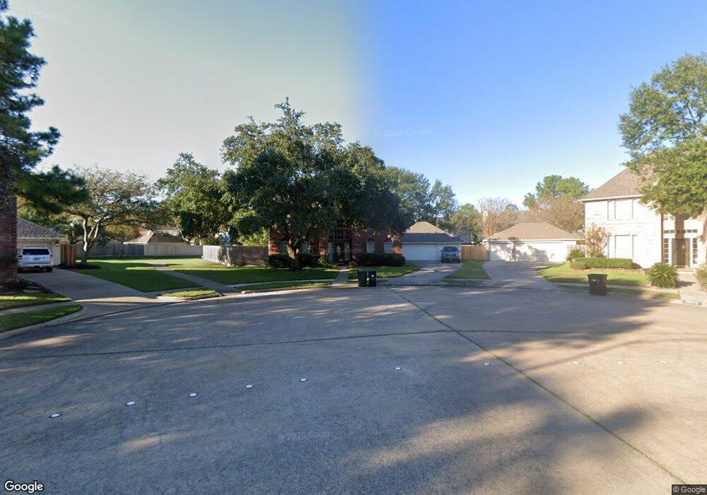 8931 Apple Mill Dr, Houston, TX 77095 - photo 1