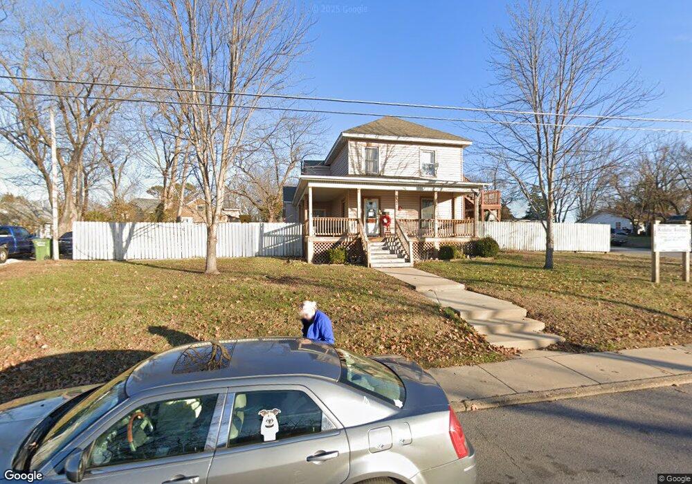 302 N Olive St, Rolla, MO 65401 - photo 1