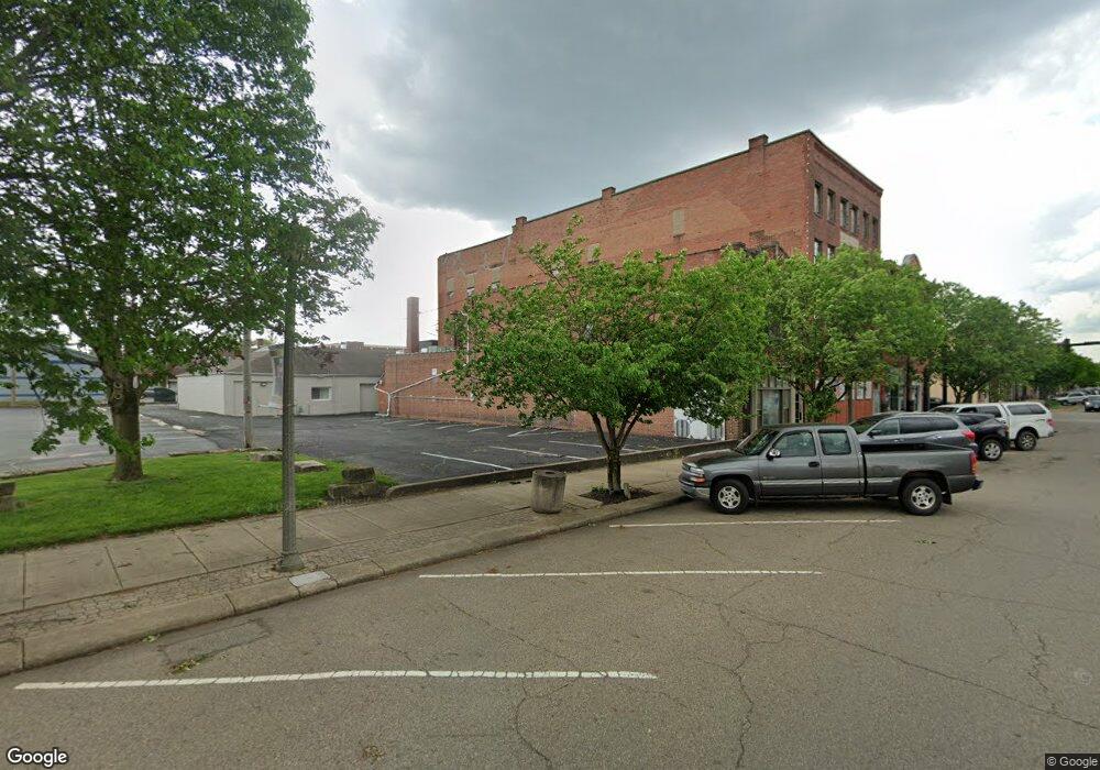 611 Main St, Coshocton, OH 43812 - photo 1