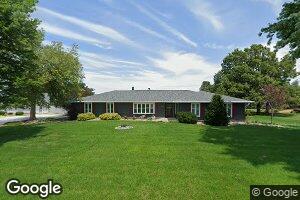 581 W Maple St, Oneida, IL 61467