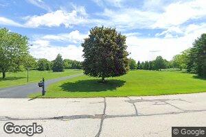 13 White Tail Ln, Oconomowoc, WI 53066