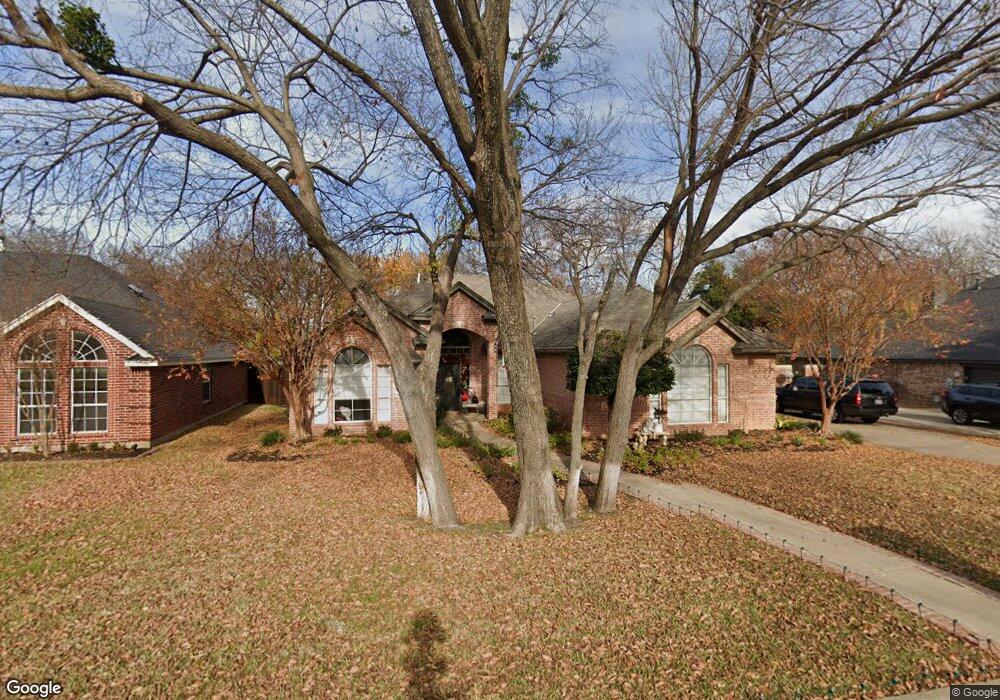 3132 Oakview Dr, Hurst, TX 76054 - photo 1