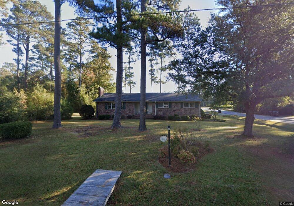 200 N Bickett St, Burgaw, NC 28425 - photo 1