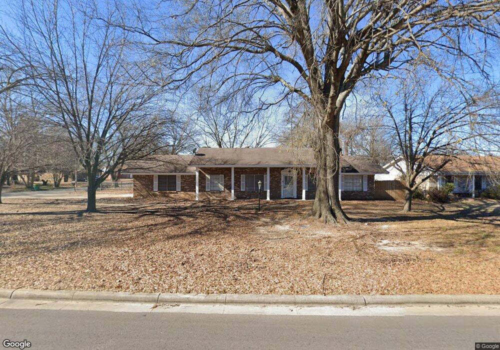 1604 S Robison Rd, Texarkana, TX 75501 - photo 1