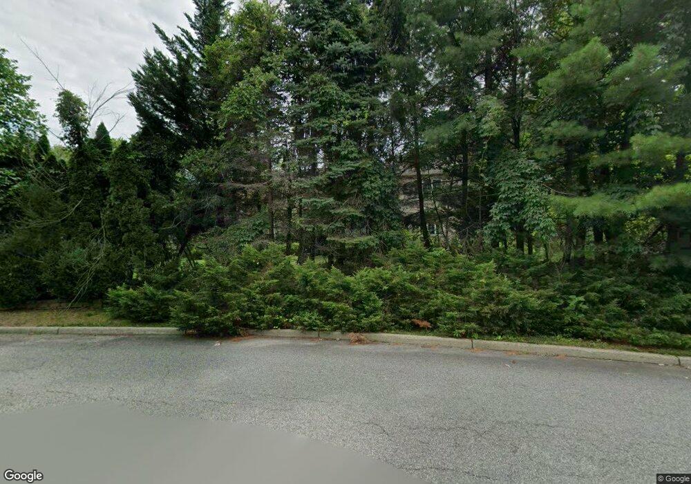 2 Carlough Rd, Upper Saddle River, NJ 07458 - photo 1