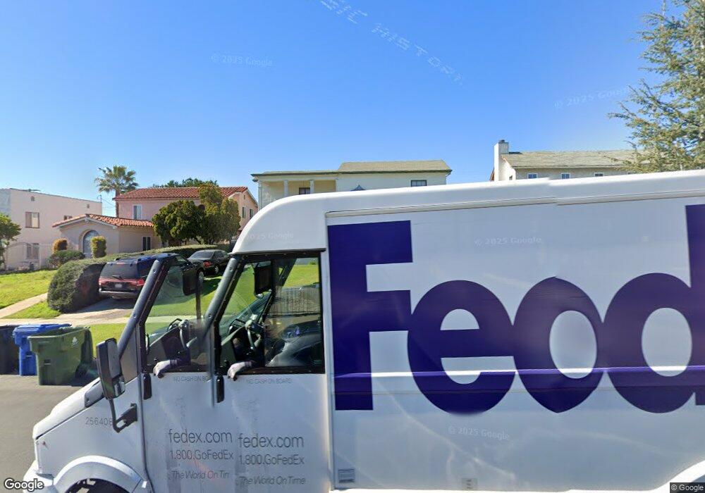 2221 Wellington Rd, Los Angeles, CA 90016 - photo 1