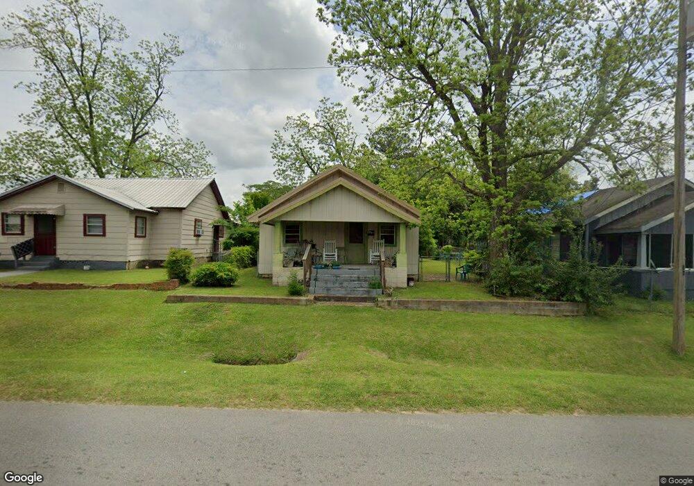 702 S Monitor Dr, Fitzgerald, GA 31750 - photo 1