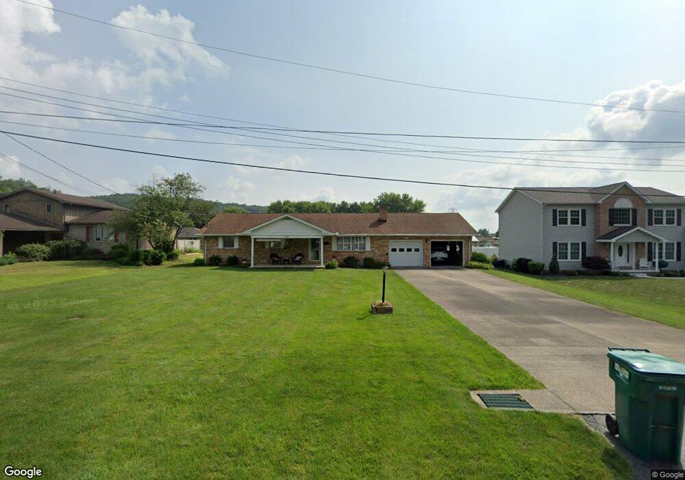 1311 Shontz Dr, Wellsville, OH 43968 - photo 1