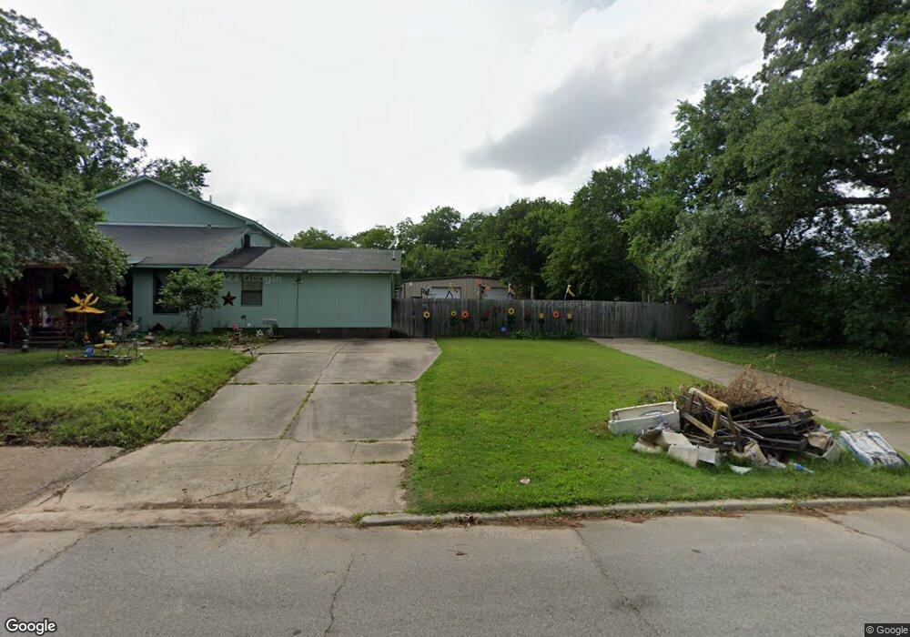 619 D St SE, Ardmore, OK 73401 - photo 1