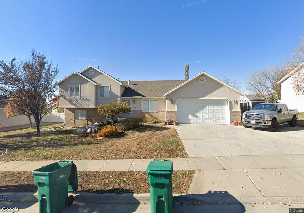 2237 N 75 E, Layton, UT 84041 - photo 1