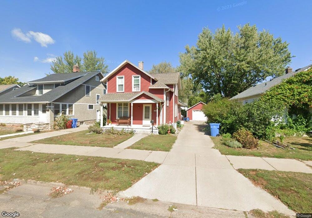 1024 W King St, Winona, MN 55987 - photo 1