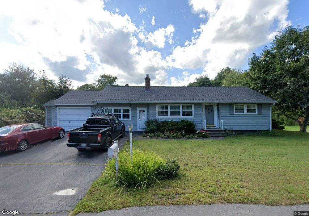 465 W Elm St, Yarmouth, ME 04096 - photo 1