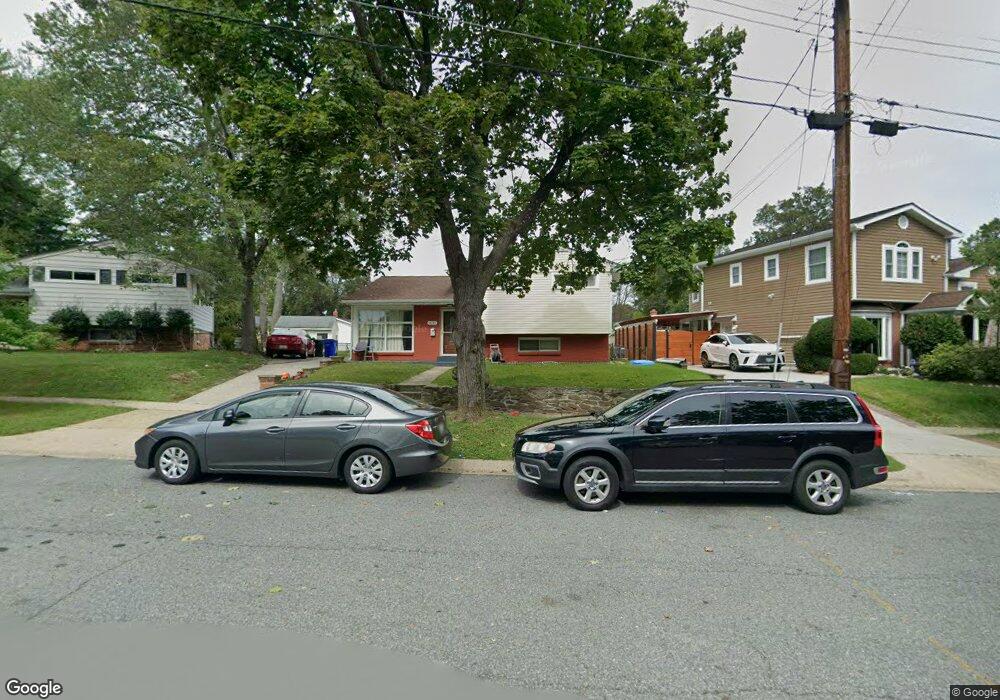 13120 Turkey Branch Pkwy, Rockville, MD 20853 - photo 1