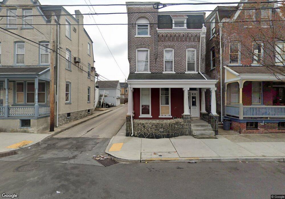 1022 W Turner St, Allentown, PA 18102 - photo 1