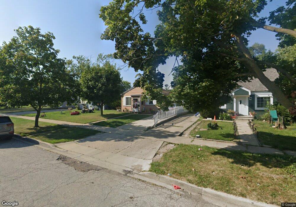 1908 9th Pkwy, Waukegan, IL 60085 - photo 1