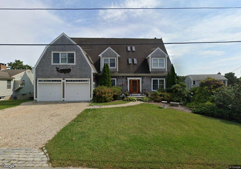 170 Antlers Shore Dr, East Falmouth, MA 02536 - photo 1